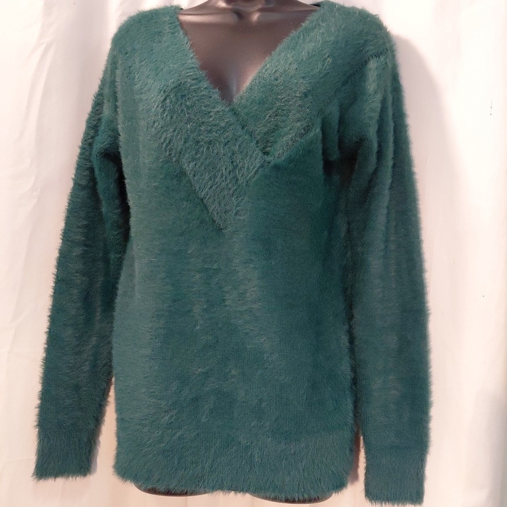 Pullover Faux‎ Wrap Fuzzy Eyelash Sweater XS  Green  Festive Fun